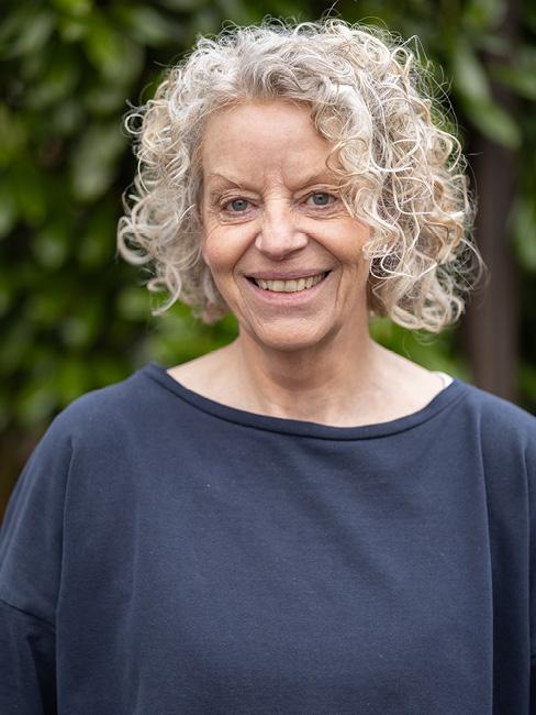 Simone Lawton